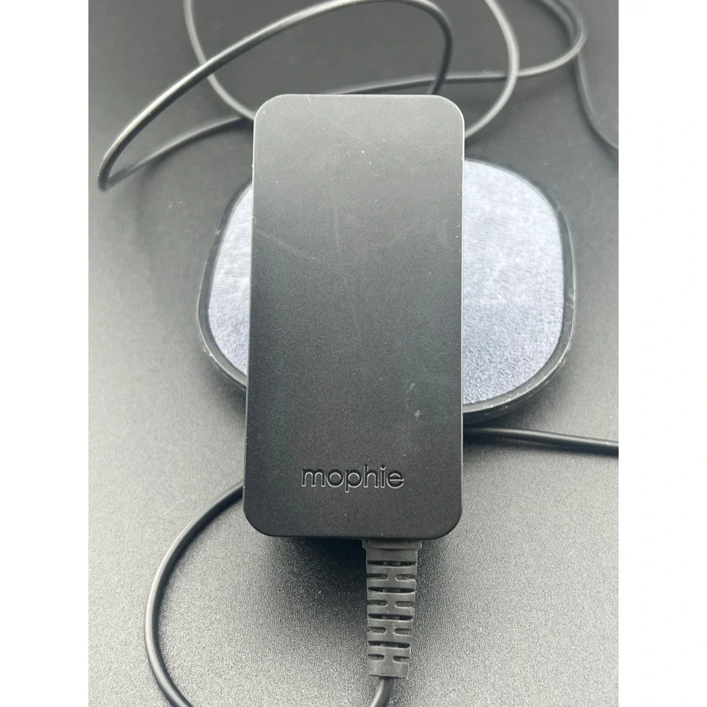 Mophie Wireless Charging Pad Black Gray Fabric Qi Charger with Adapter